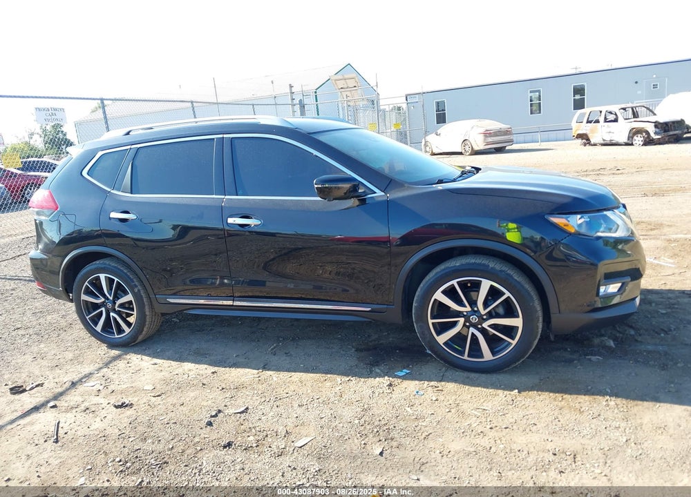 2019 NISSAN ROGUE VIN: 5N1AT2MV6KC825566