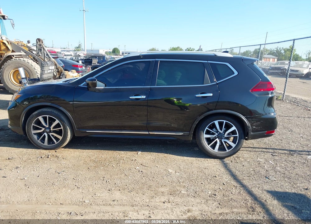 2019 NISSAN ROGUE VIN: 5N1AT2MV6KC825566