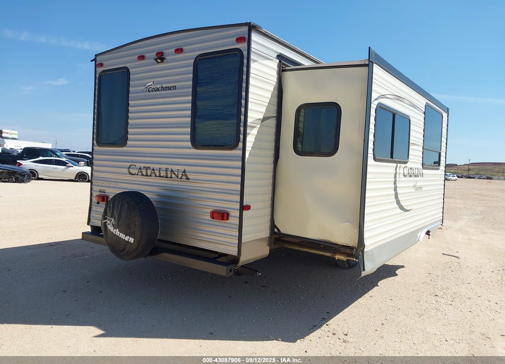 2015 COACHMEN CATALINA 333RETS VIN: 5ZT2CAYB3FT007087