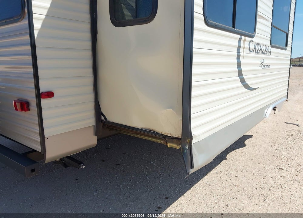 2015 COACHMEN CATALINA 333RETS VIN: 5ZT2CAYB3FT007087
