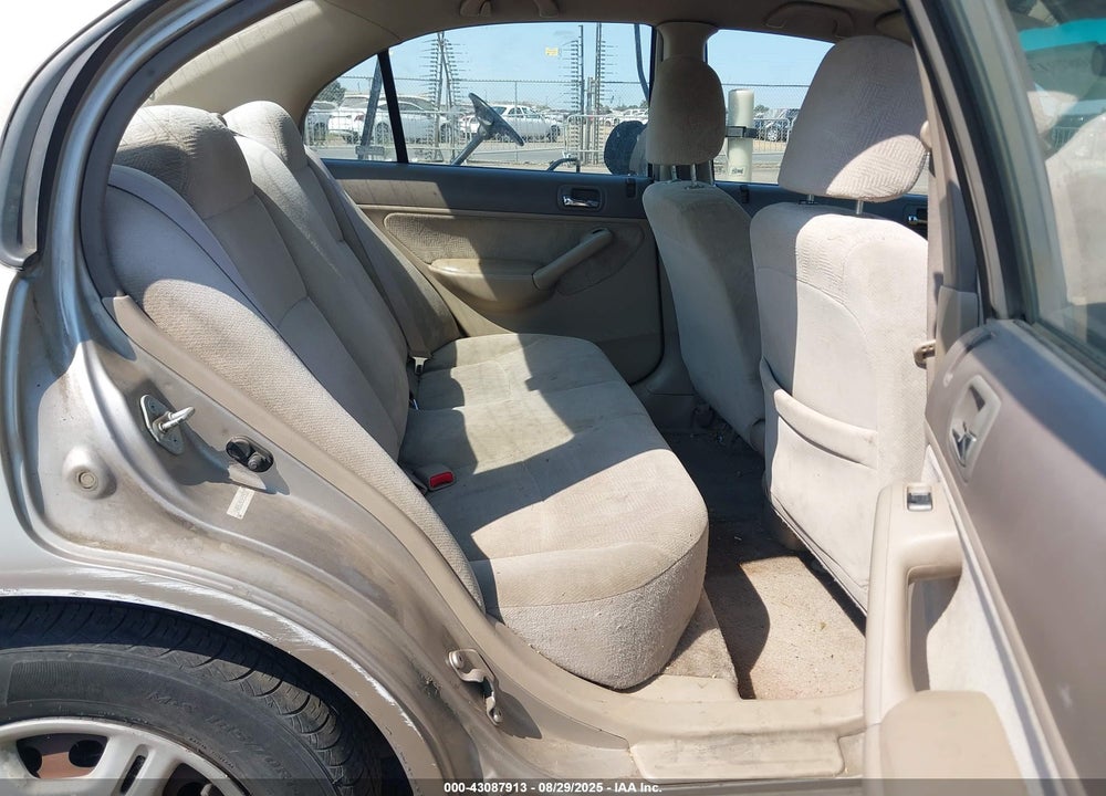 2002 HONDA CIVIC LX VIN: 2HGES16502H555572