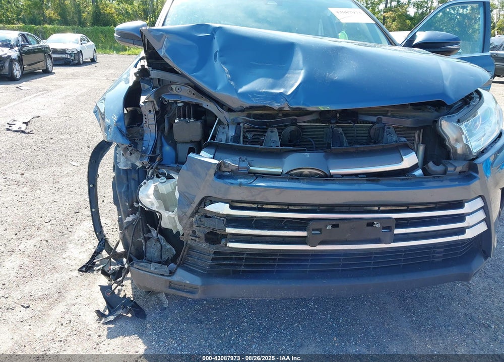 2019 TOYOTA HIGHLANDER VIN: 5TDKZRFH5KS314744