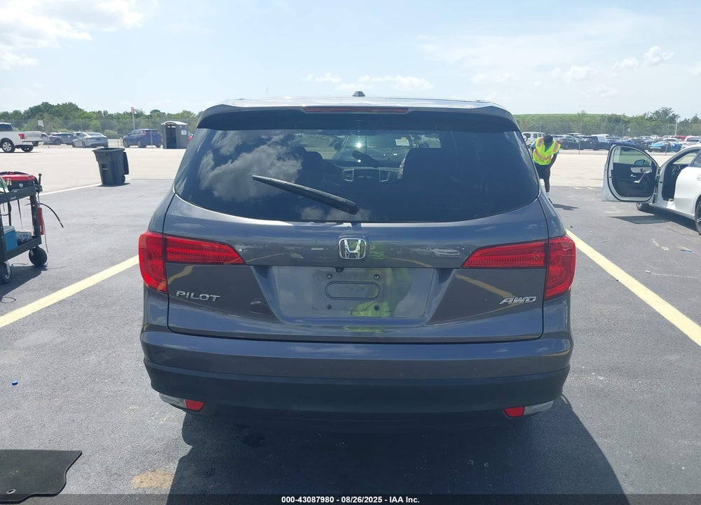 2017 HONDA PILOT VIN: 5FNYF6H54HB073258