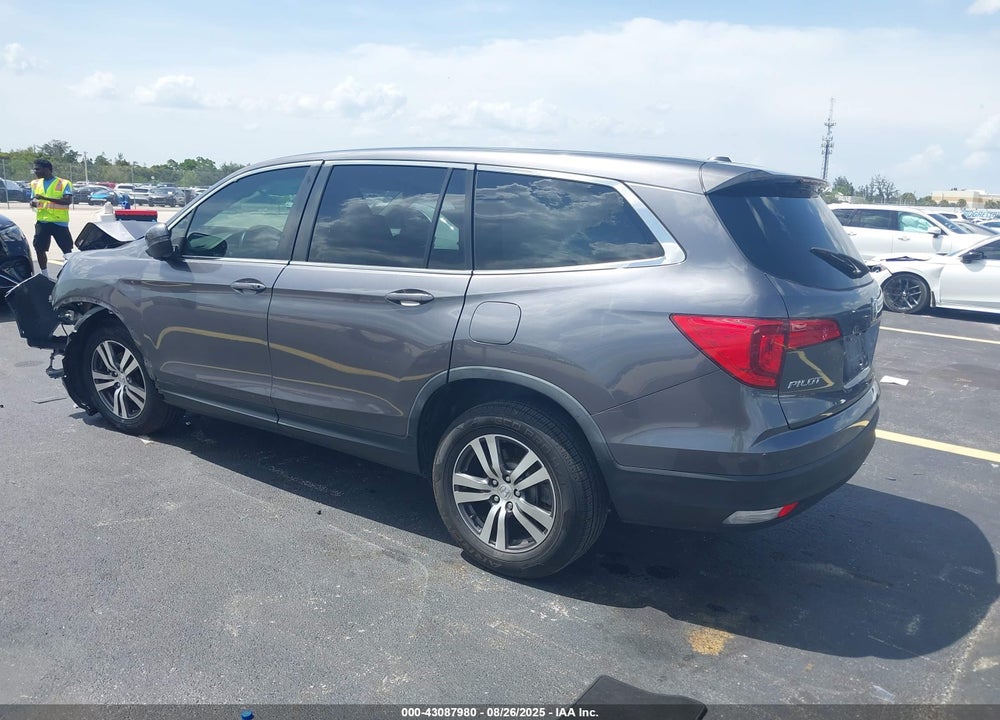 2017 HONDA PILOT VIN: 5FNYF6H54HB073258