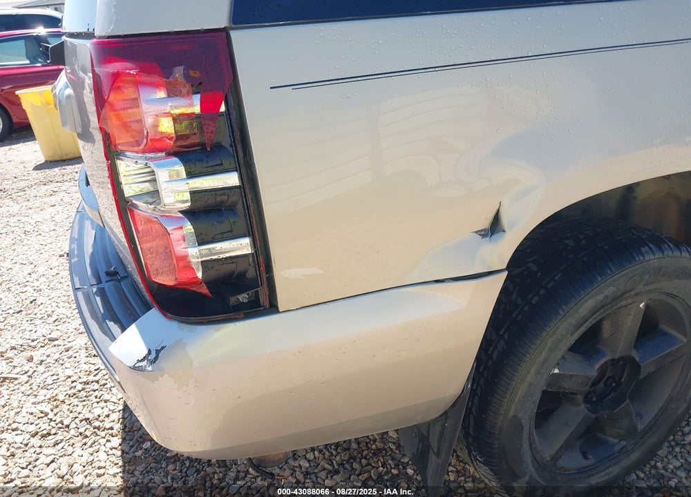 2007 CHEVROLET TAHOE VIN: 1GNFK130X7R137112