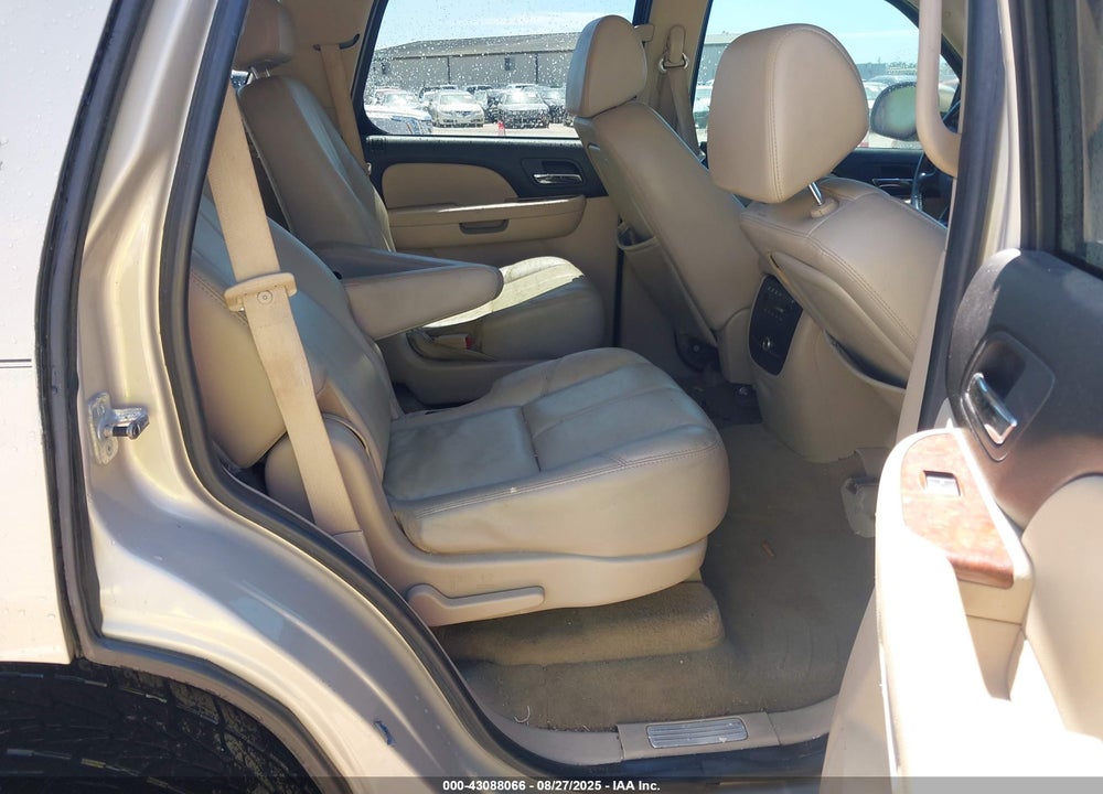 2007 CHEVROLET TAHOE VIN: 1GNFK130X7R137112