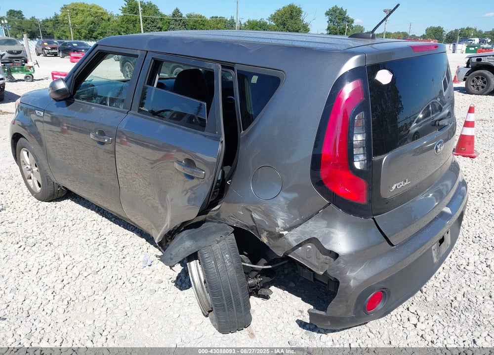 2018 KIA SOUL VIN: KNDJN2A23J7523670