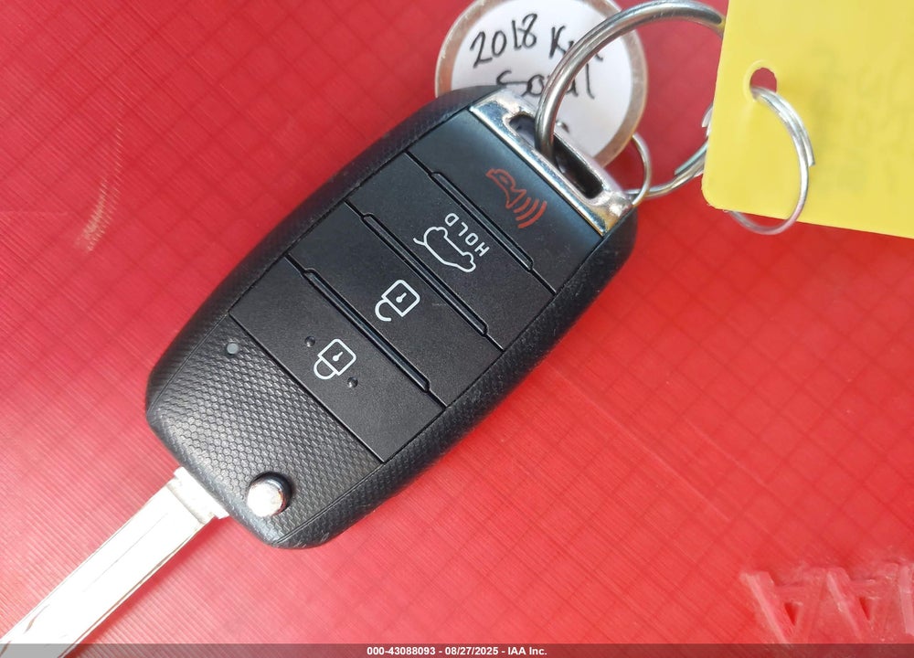 2018 KIA SOUL VIN: KNDJN2A23J7523670