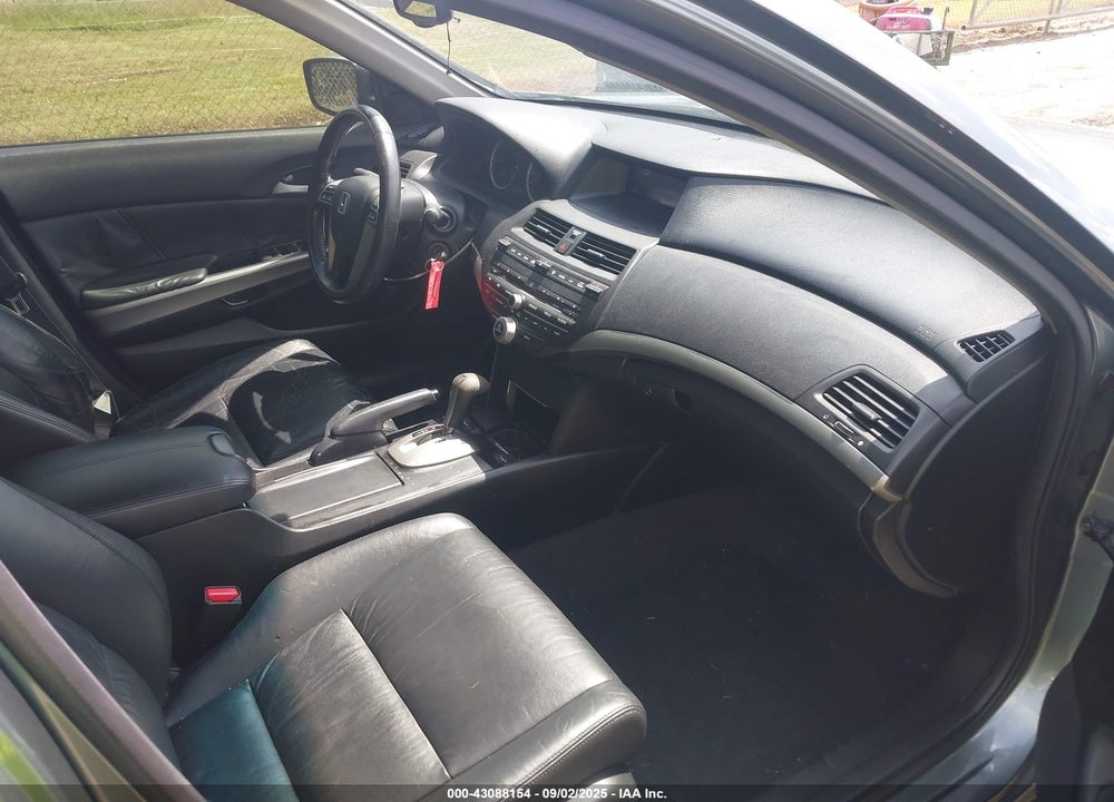 2008 HONDA ACCORD 2.4 EX-L VIN: JHMCP26828C075423