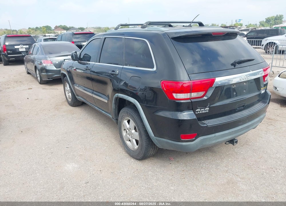 2011 JEEP GRAND CHEROKEE VIN: 1J4RR4GG8BC550811