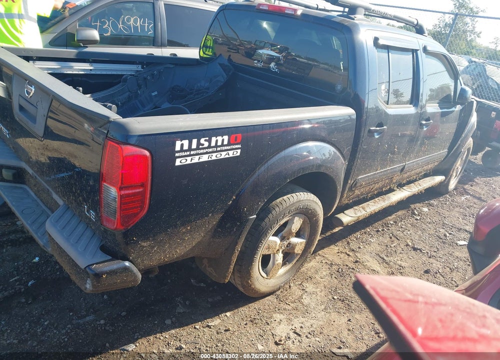 2006 NISSAN FRONTIER LE VIN: 1N6AD07U66C468501