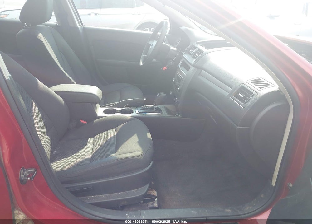 2010 FORD FUSION VIN: 3FAHP0HA5AR163603