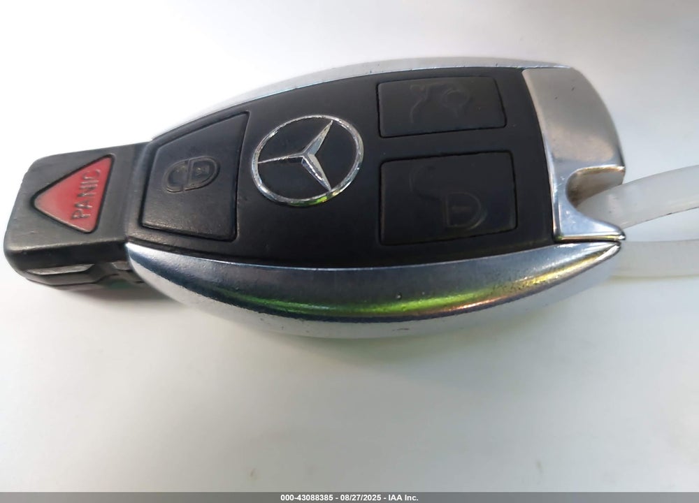 2008 MERCEDES-BENZ C 300 LUXURY/SPORT VIN: WDDGF54X88R034315
