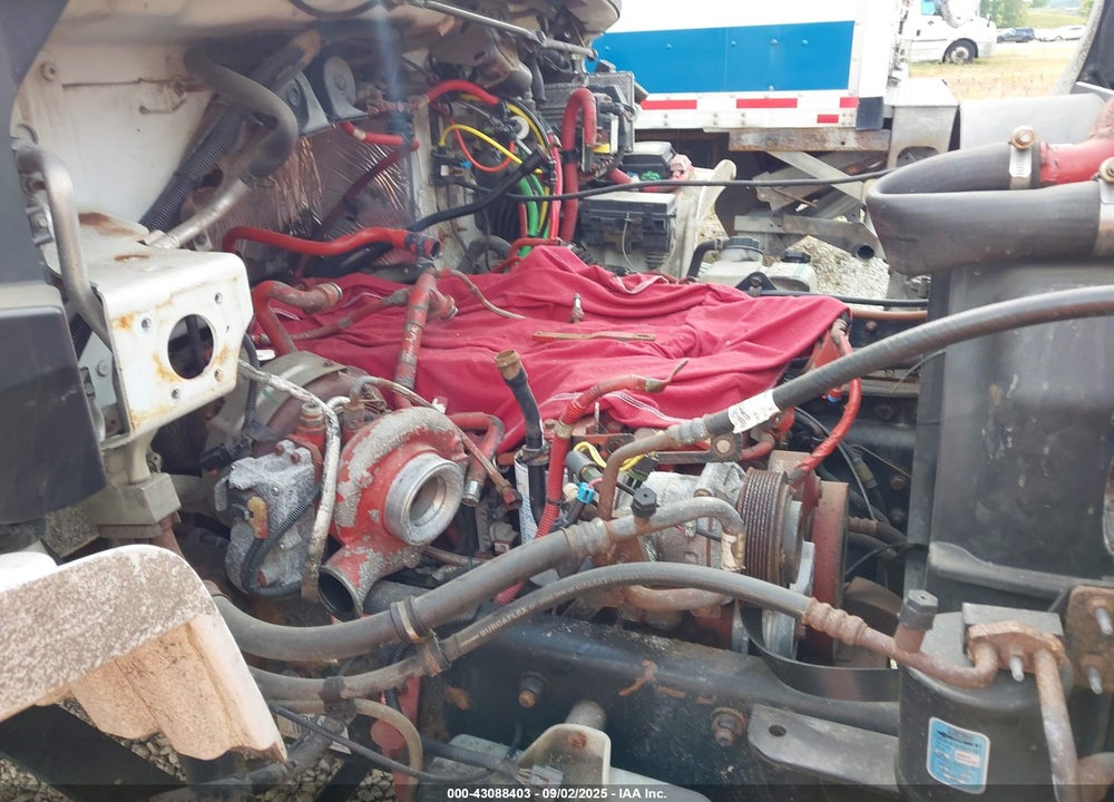 2018 FREIGHTLINER M2 106 VIN: 1FVACXFC5JHJU2518