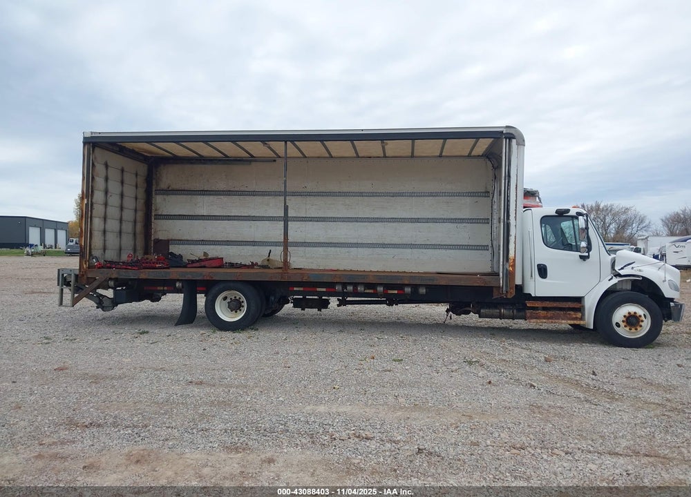 2018 FREIGHTLINER M2 106 VIN: 1FVACXFC5JHJU2518