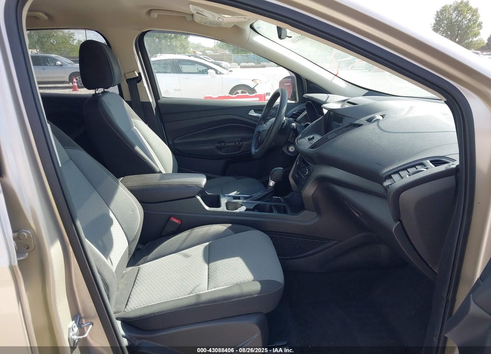 2017 FORD ESCAPE VIN: 1FMCU0G92HUB75436