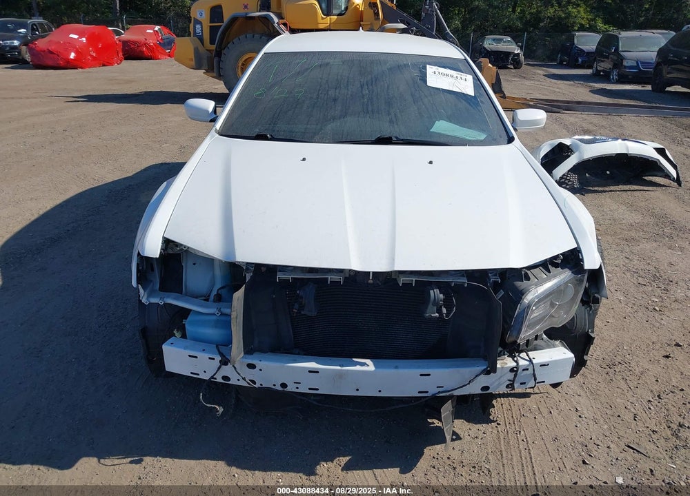 2019 CHRYSLER 300 300S VIN: 2C3CCABG8KH637970