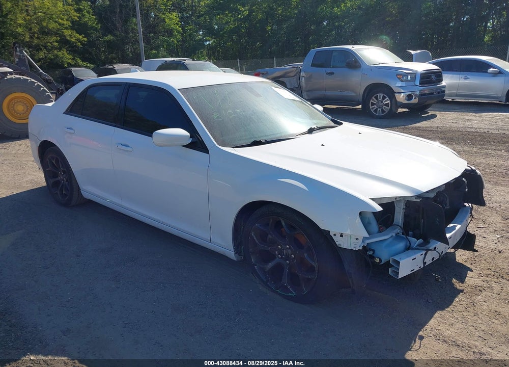 2019 CHRYSLER 300 300S VIN: 2C3CCABG8KH637970