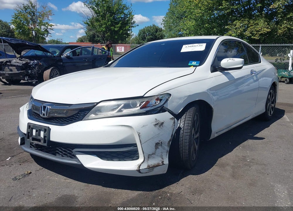 2016 HONDA ACCORD VIN: 1HGCT1B40GA010804