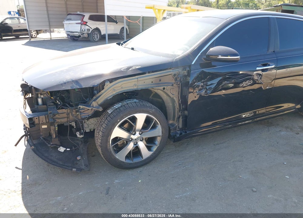 2020 KIA OPTIMA VIN: 5XXGT4L34LG411651