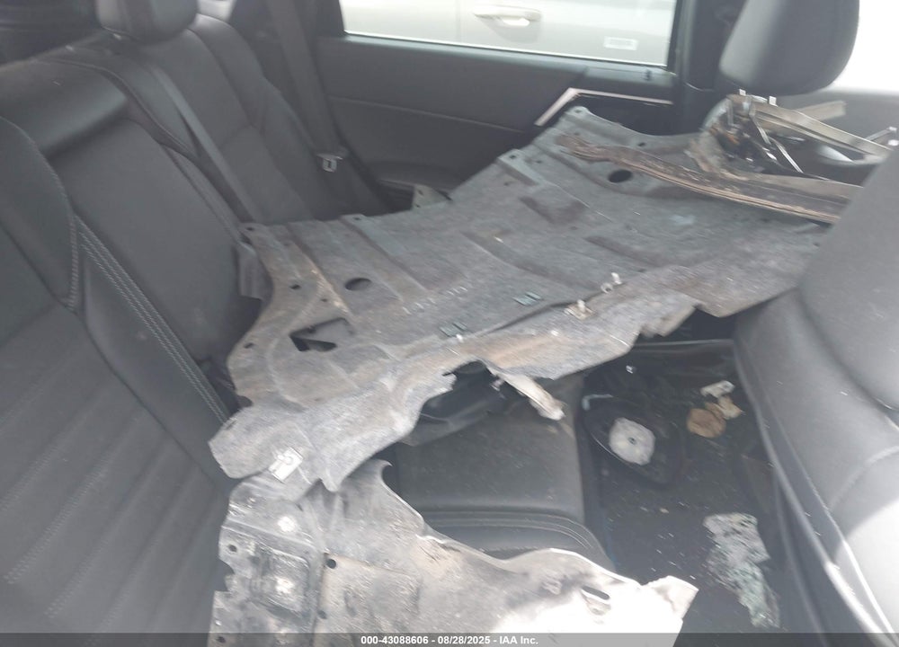 2023 MITSUBISHI OUTLANDER VIN: JA4T5UA94PZ045722