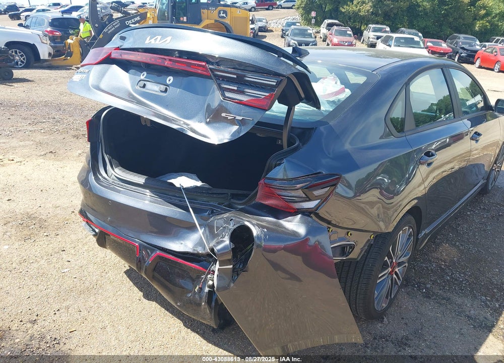 2024 KIA FORTE GT VIN: 3KPF44AC4RE809794