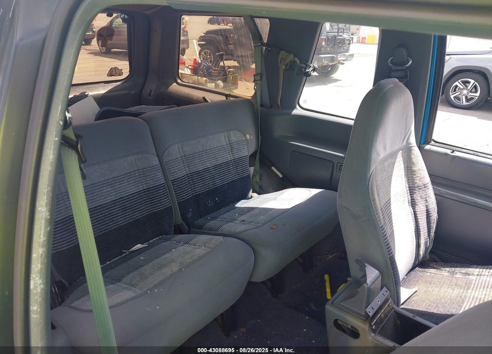 1992 FORD EXPLORER VIN: 1FMCU22X0NUC64127