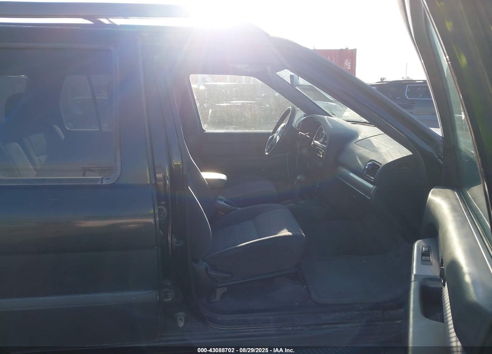 2003 NISSAN PATHFINDER SE VIN: JN8DR09Y73W817245