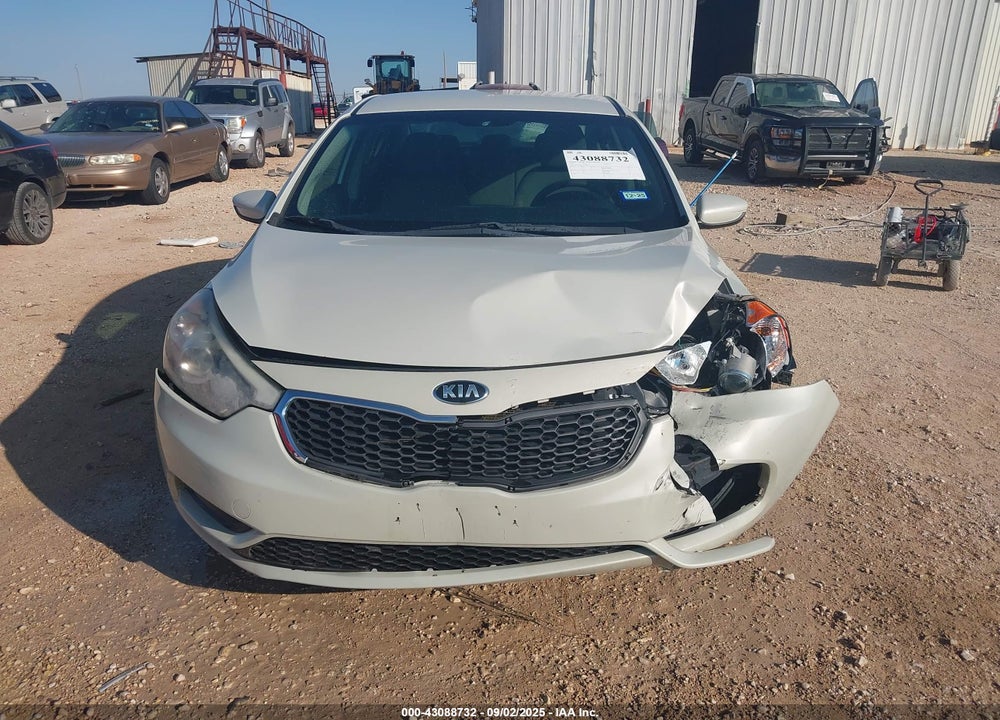 2015 KIA FORTE VIN: KNAFK4A61F5402133