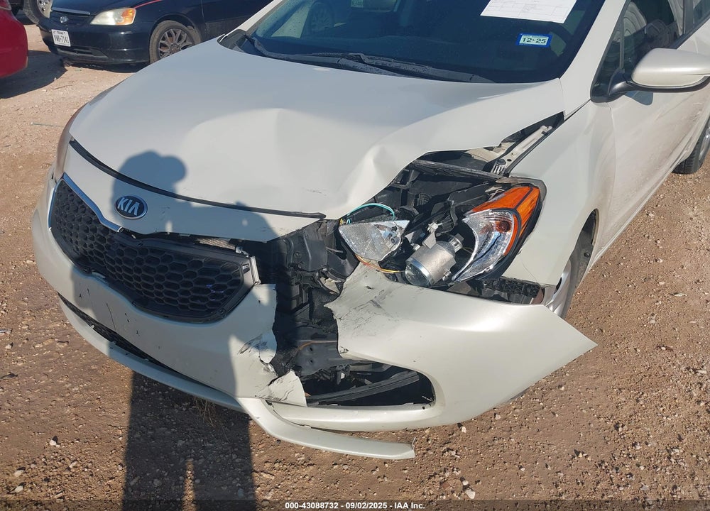 2015 KIA FORTE VIN: KNAFK4A61F5402133