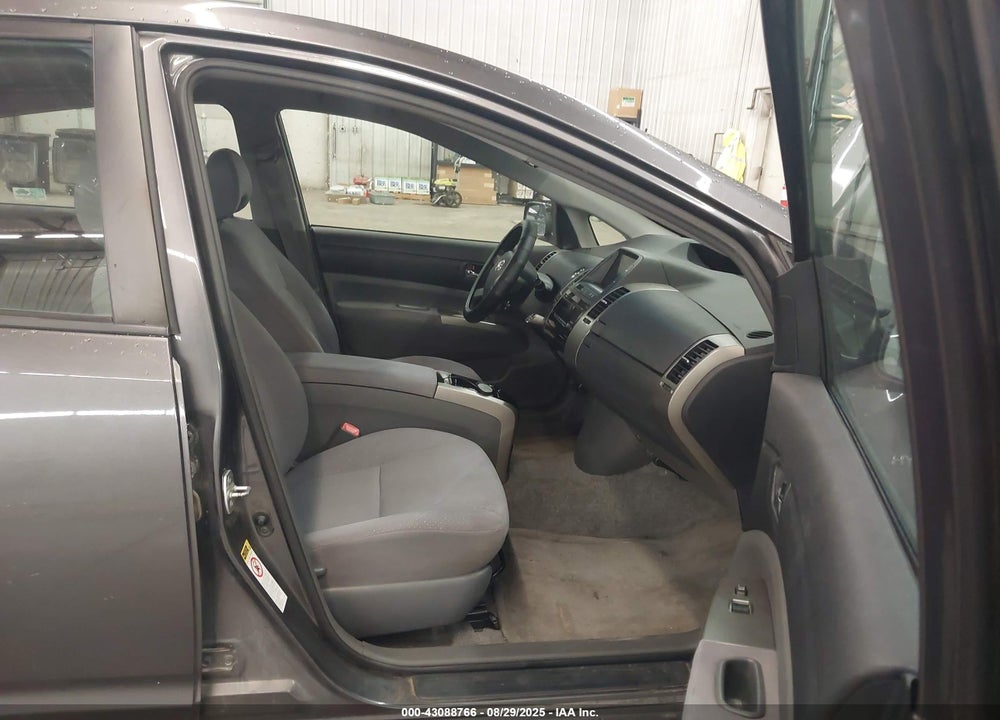 2008 TOYOTA PRIUS VIN: JTDKB20U083299212