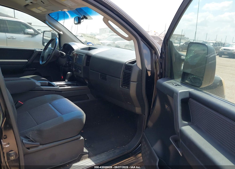 2010 NISSAN TITAN VIN: 1N6BA0EC1AN302567