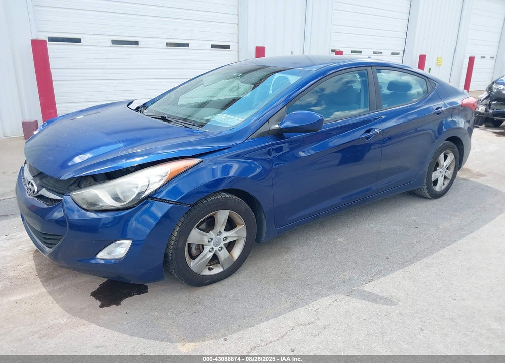 2013 HYUNDAI ELANTRA VIN: KMHDH4AE0DU686188