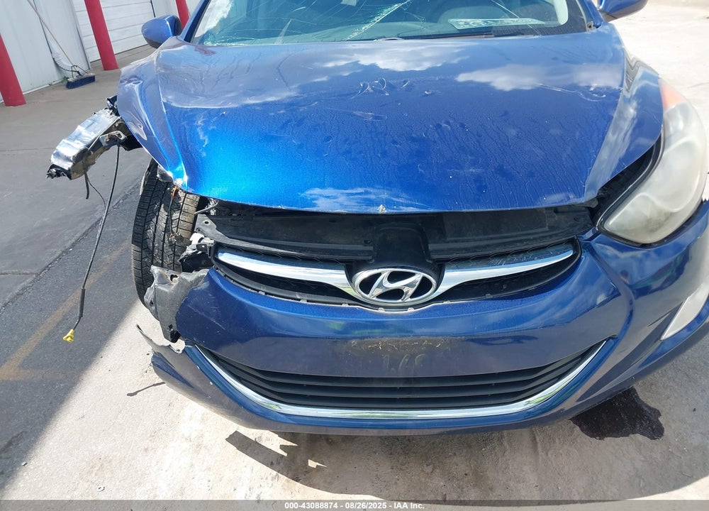 2013 HYUNDAI ELANTRA VIN: KMHDH4AE0DU686188