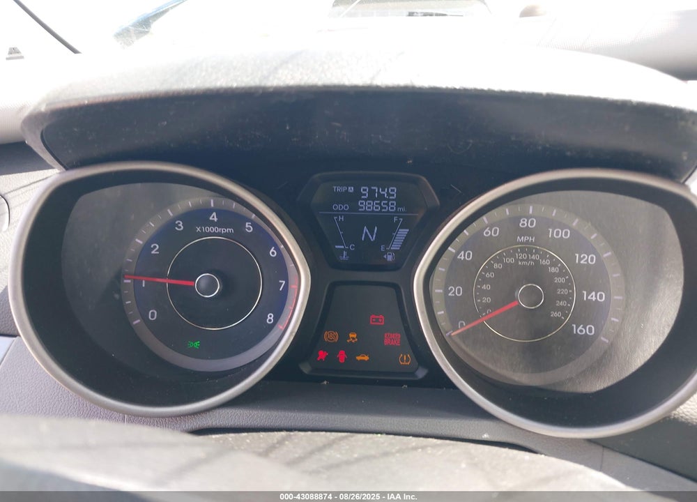 2013 HYUNDAI ELANTRA VIN: KMHDH4AE0DU686188