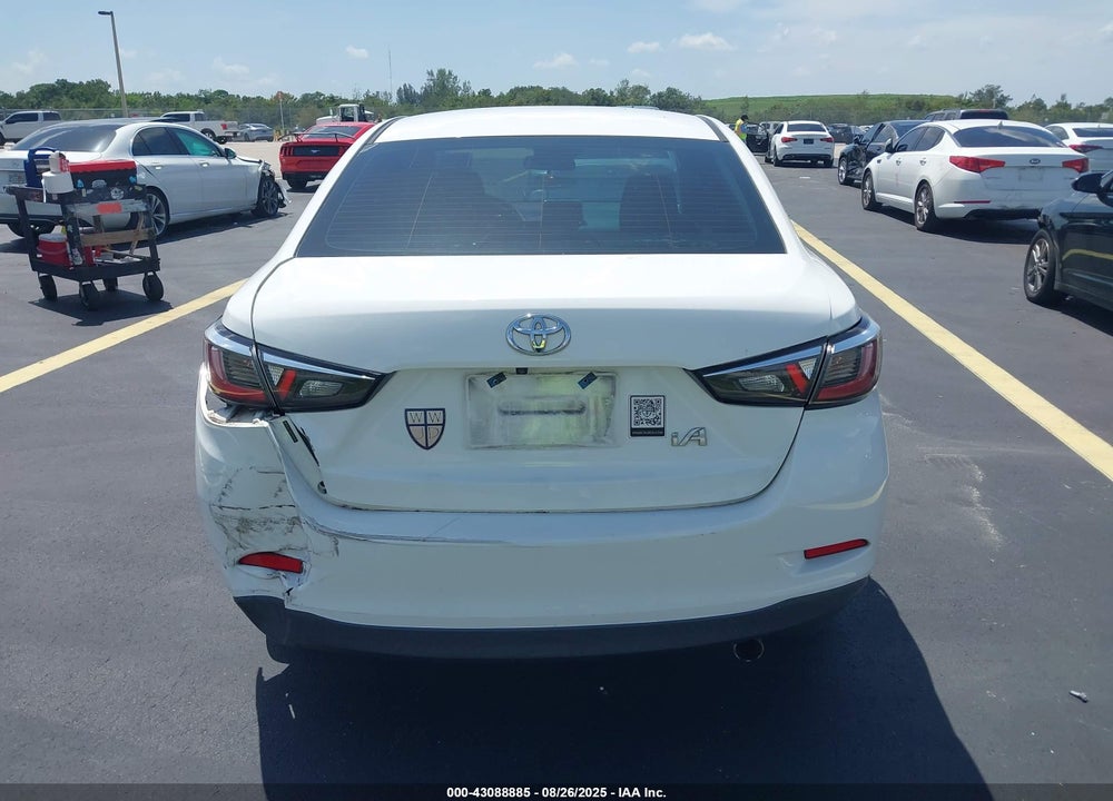 2018 TOYOTA YARIS VIN: 3MYDLBYV2JY300619