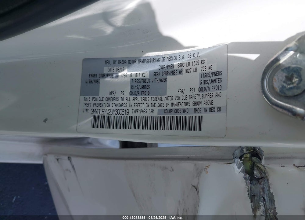 2018 TOYOTA YARIS VIN: 3MYDLBYV2JY300619