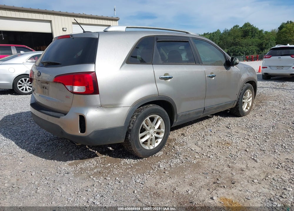 2014 KIA SORENTO LX VIN: 5XYKT4A63EG509494