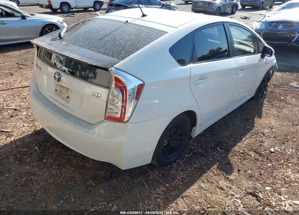 2015 TOYOTA PRIUS VIN: JTDKN3DU2F0435345