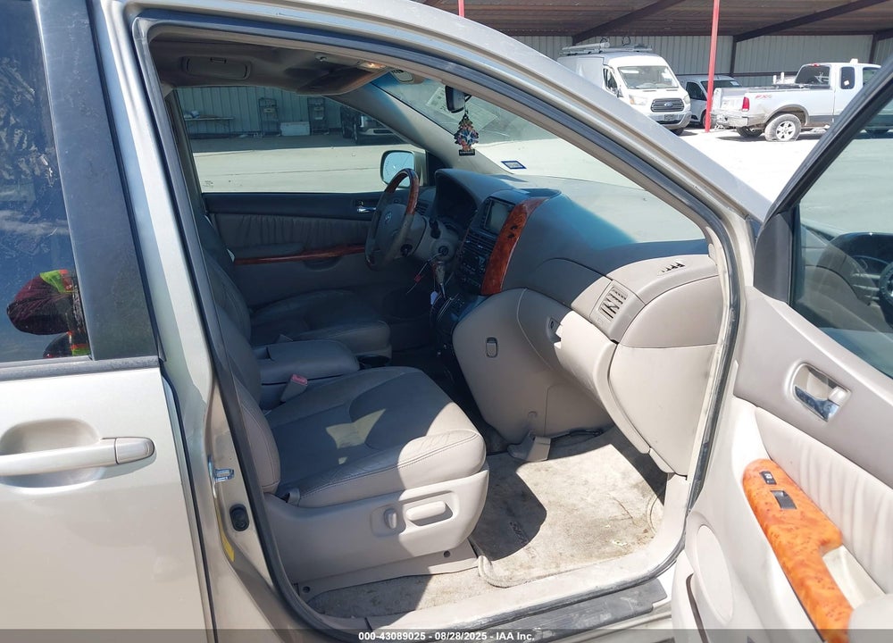 2007 TOYOTA SIENNA XLE LIMITED VIN: 5TDZK22C67S022743