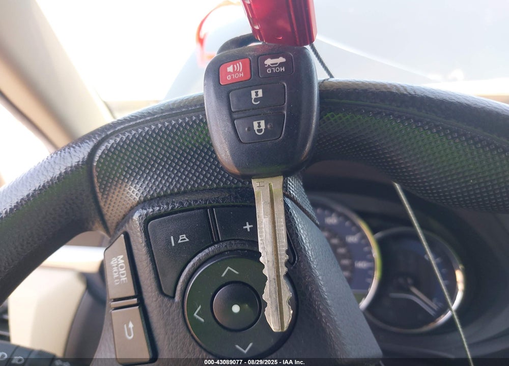 2015 TOYOTA COROLLA VIN: 5YFBPRHE3FP224130