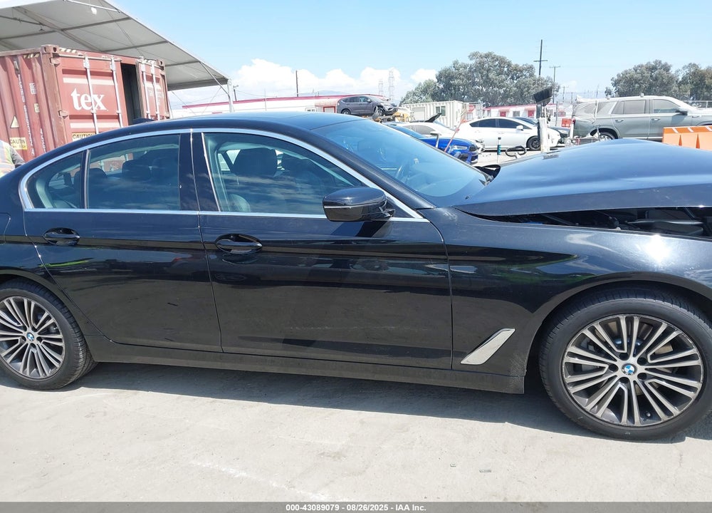 2019 BMW 5 SERIES VIN: WBAJA5C54KWW07683