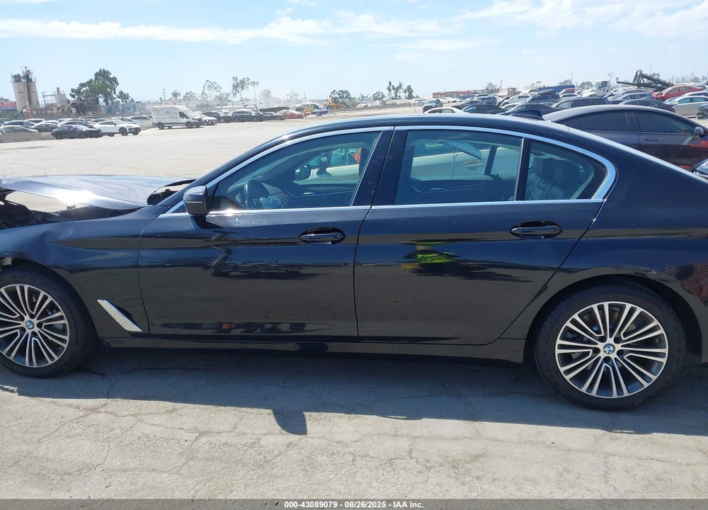 2019 BMW 5 SERIES VIN: WBAJA5C54KWW07683