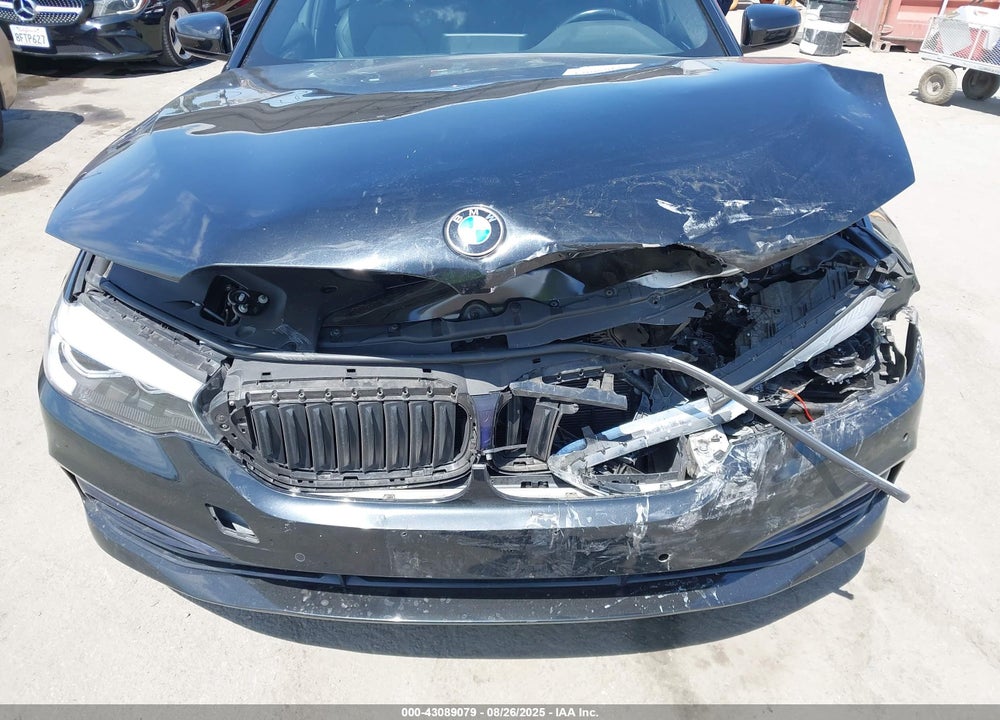2019 BMW 5 SERIES VIN: WBAJA5C54KWW07683