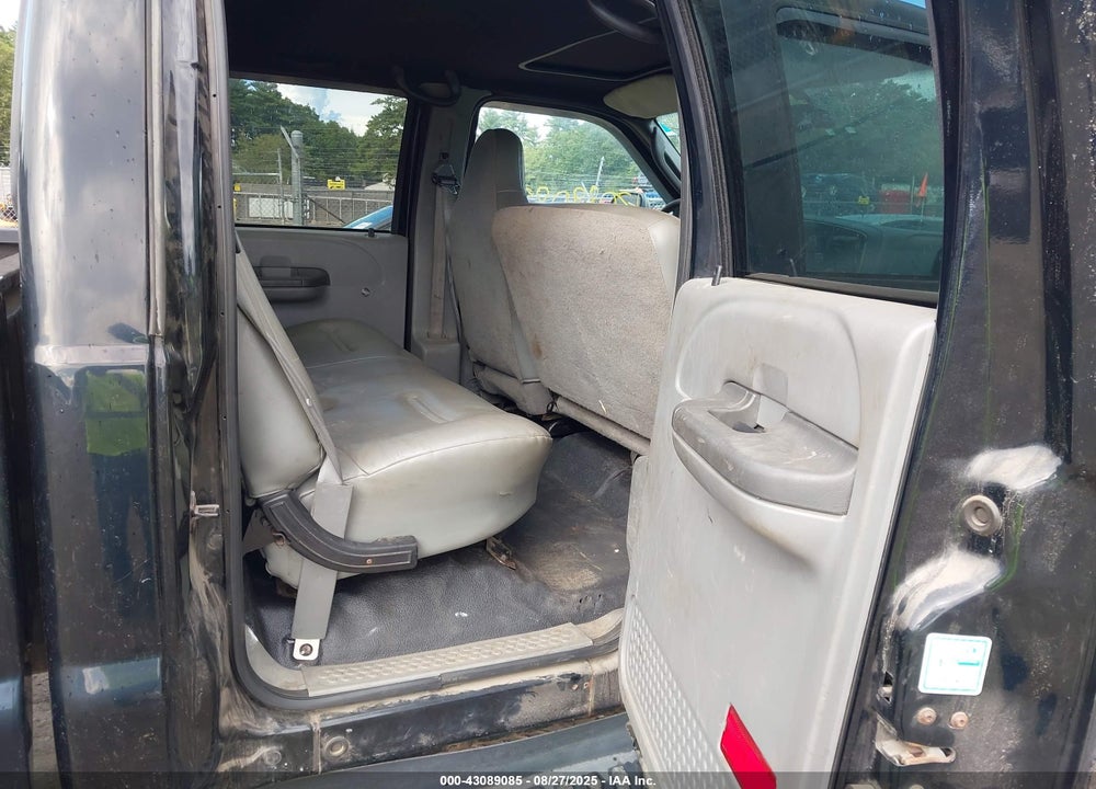 2005 FORD F-250 LARIAT/XL/XLT VIN: 1FTSW21P45ED14484