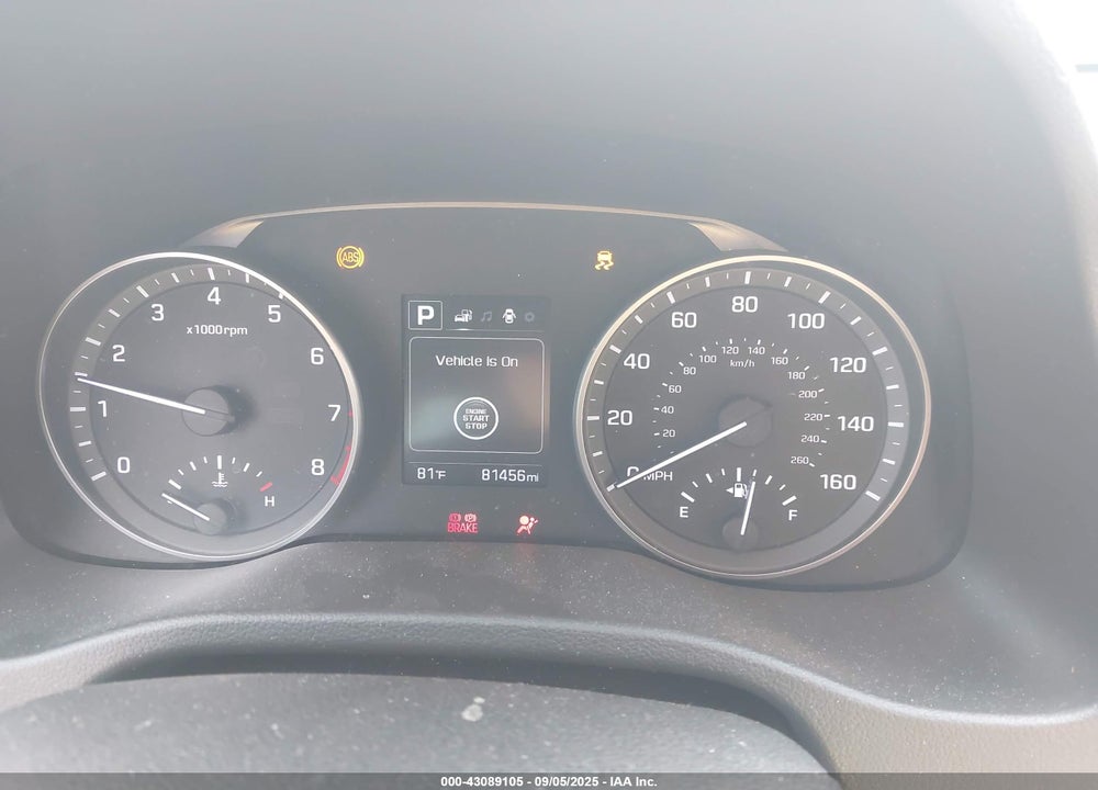 2018 HYUNDAI ELANTRA VIN: 5NPD84LF1JH257304