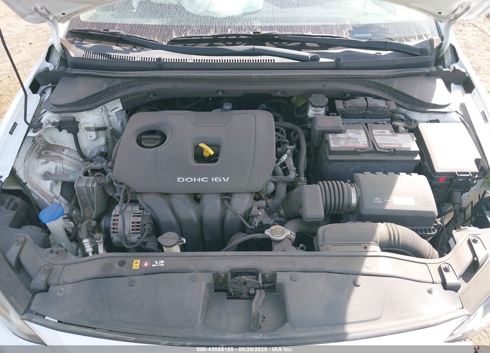 2018 HYUNDAI ELANTRA VIN: 5NPD84LF1JH257304