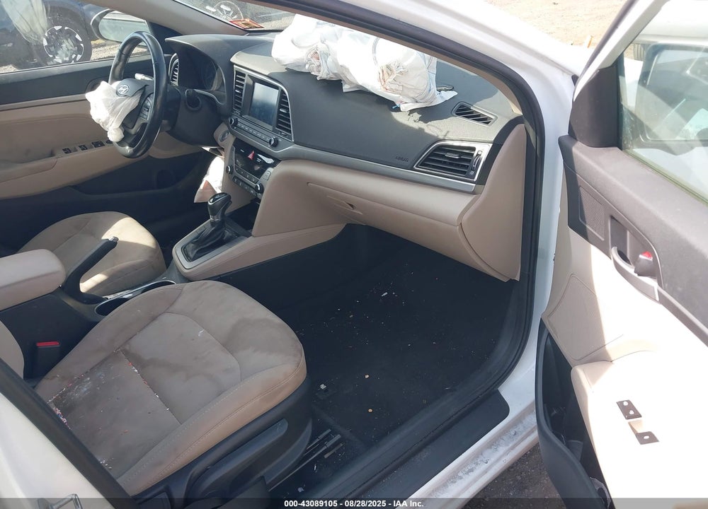 2018 HYUNDAI ELANTRA VIN: 5NPD84LF1JH257304