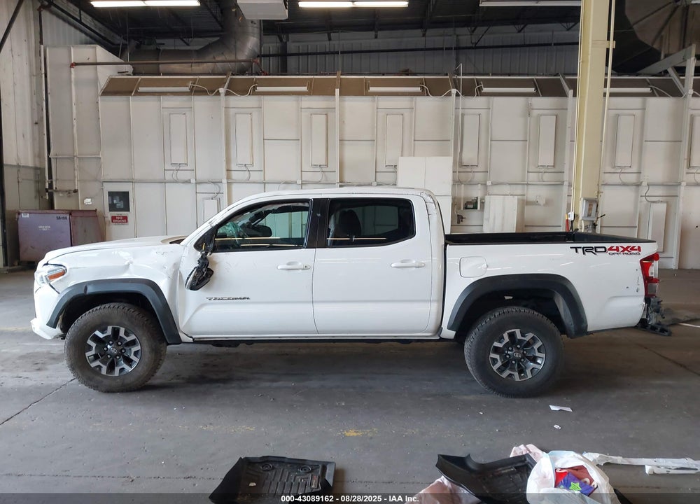 2017 TOYOTA TACOMA VIN: 3TMCZ5AN4HM078381