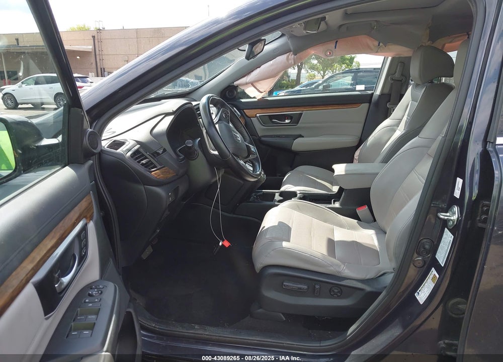 2017 HONDA CR-V VIN: 2HKRW2H81HH688553